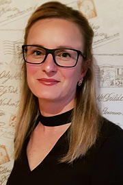 Frau Madeleine Kiermeier